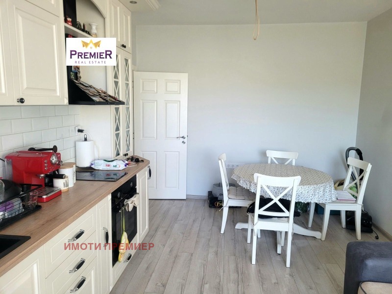 Продава 3-СТАЕН, град Бургас, Братя Миладинови • 176900 € / 345986.33 лв. • 35404820 1 — Holmes.bg Продава 3-СТАЕН, град Бургас, Братя Миладинови • 176900 € / 345986.33 лв. • 35404820 1