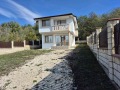 Продава КЪЩА, област Добрич, с. Оброчище • 230000 € / 449840.90 лв. • 81629222 2 — Holmes.bg Продава КЪЩА, област Добрич, с. Оброчище • 230000 € / 449840.90 лв. • 81629222 2