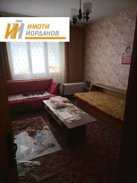 Обява Продава 4-СТАЕН,град Велико Търново, Център