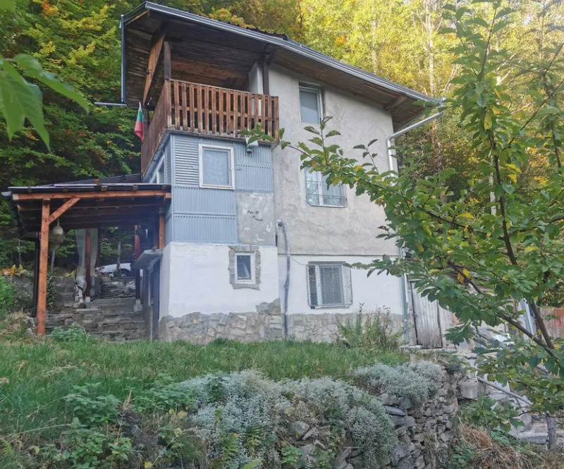 Продава ВИЛА, област Пловдив, с. Дедево • 72000 € • 52335040 1 — Holmes.bg Продава ВИЛА, област Пловдив, с. Дедево • 72000 € • 52335040 1