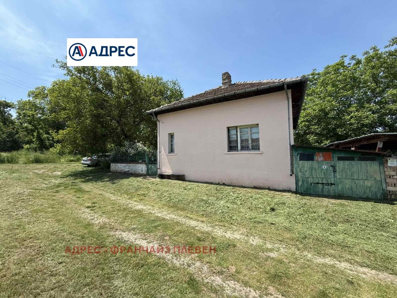 Продава КЪЩА, област Плевен, с. Новачене • 17000 € / 33249.11 лв. • 75756283 1 — Holmes.bg Продава КЪЩА, област Плевен, с. Новачене • 17000 € / 33249.11 лв. • 75756283 1