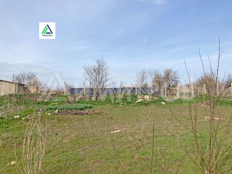 Продава ПАРЦЕЛ, област Шумен, гр. Нови пазар • 14000 € / 27381.62 лв. • 72252280 1 — Holmes.bg Продава ПАРЦЕЛ, област Шумен, гр. Нови пазар • 14000 € / 27381.62 лв. • 72252280 1