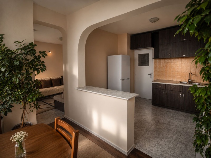 Продава 2-СТАЕН, град Шумен, Пазара • 100000 € • 76615683 1 — Holmes.bg Продава 2-СТАЕН, град Шумен, Пазара • 100000 € • 76615683 1
