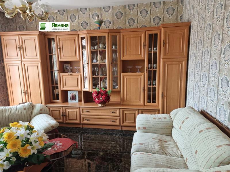 Продава  Етаж от къща, град Стара Загора, Самара 1 • 79 000 EUR • ID 15673244 — holmes.bg - [1] 