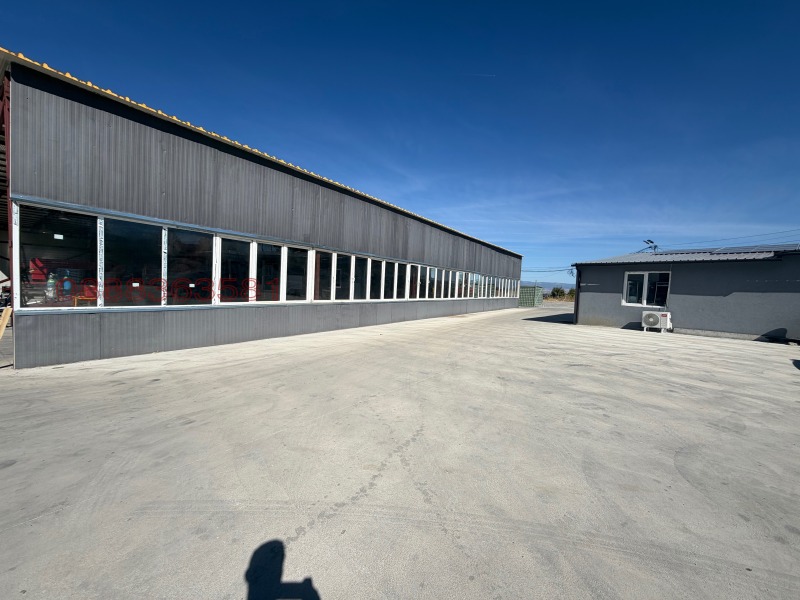 Продава ПРОМ. ПОМЕЩЕНИЕ, град София, с. Лозен • 2200000 € • 39720571 1 — Holmes.bg Продава ПРОМ. ПОМЕЩЕНИЕ, град София, с. Лозен • 2200000 € • 39720571 1