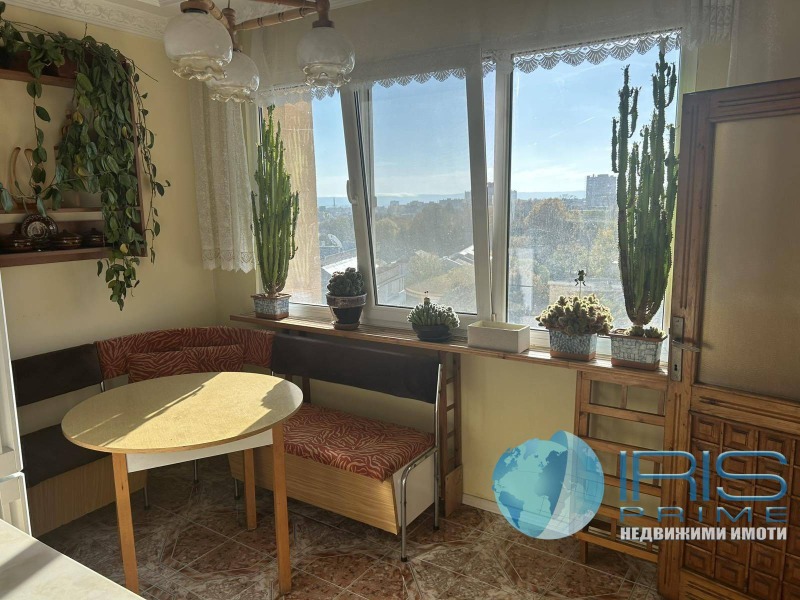 Продава 4-СТАЕН, град Шумен, Пазара • 138000 € / 269904.54 лв. • 35428775 1 — Holmes.bg Продава 4-СТАЕН, град Шумен, Пазара • 138000 € / 269904.54 лв. • 35428775 1