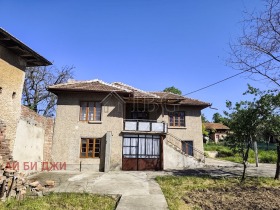 Продава Къща, гр. Полски Тръмбеш