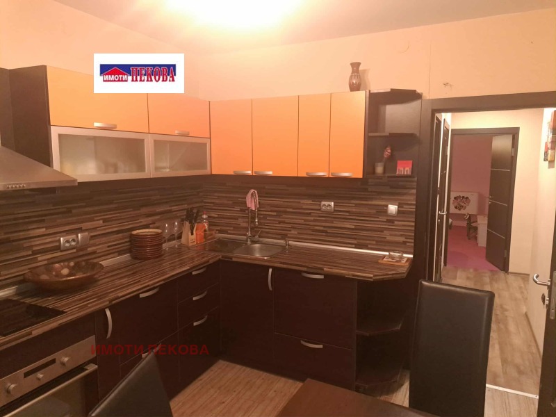 Продава КЪЩА, град Видин, Калето • 238000 € / 465487.54 лв. • 22630259 1 — Holmes.bg Продава КЪЩА, град Видин, Калето • 238000 € / 465487.54 лв. • 22630259 1