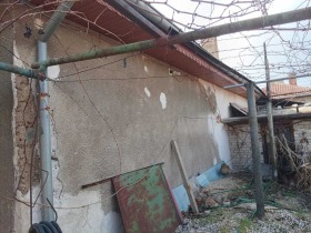 Обява Продава КЪЩА,гр. Съединение, област Пловдив