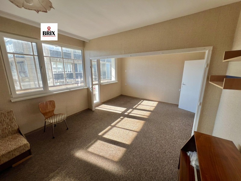 Продава 3-СТАЕН, град Русе, Широк център • 124900 € • 53996762 1 — Holmes.bg Продава 3-СТАЕН, град Русе, Широк център • 124900 € • 53996762 1