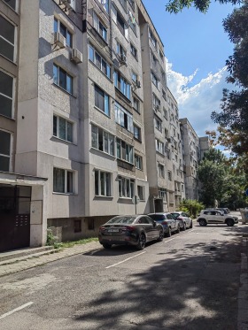 Продава 2-стаен, град София