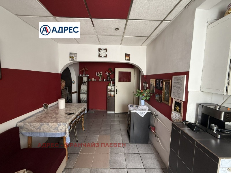 Продава 3-СТАЕН, област Плевен, с. Ясен • 60000 € • 83935809 1 — Holmes.bg Продава 3-СТАЕН, област Плевен, с. Ясен • 60000 € • 83935809 1