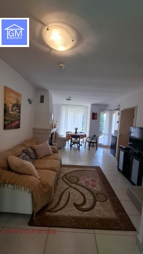 Обява Продава КЪЩА,гр. Балчик, област Добрич