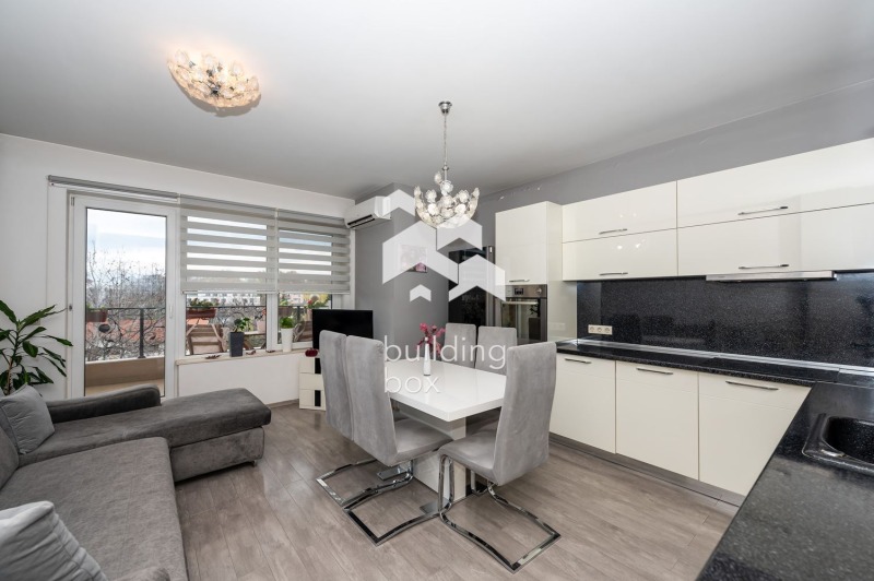 Продава 3-СТАЕН, град Пловдив, Христо Смирненски • 248000 € / 485045.84 лв. • 14085007 1 — Holmes.bg Продава 3-СТАЕН, град Пловдив, Христо Смирненски • 248000 € / 485045.84 лв. • 14085007 1