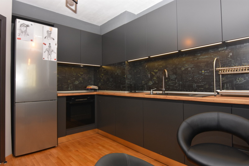 Продава 3-СТАЕН, град Варна, Център • 179000 € • 76543475 1 — Holmes.bg Продава 3-СТАЕН, град Варна, Център • 179000 € • 76543475 1