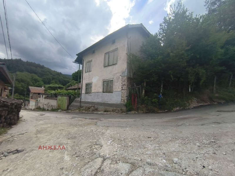 Продава КЪЩА, област Пазарджик, с. Габровица • 45000 € / 88012.35 лв. • 48496973 1 — Holmes.bg Продава КЪЩА, област Пазарджик, с. Габровица • 45000 € / 88012.35 лв. • 48496973 1