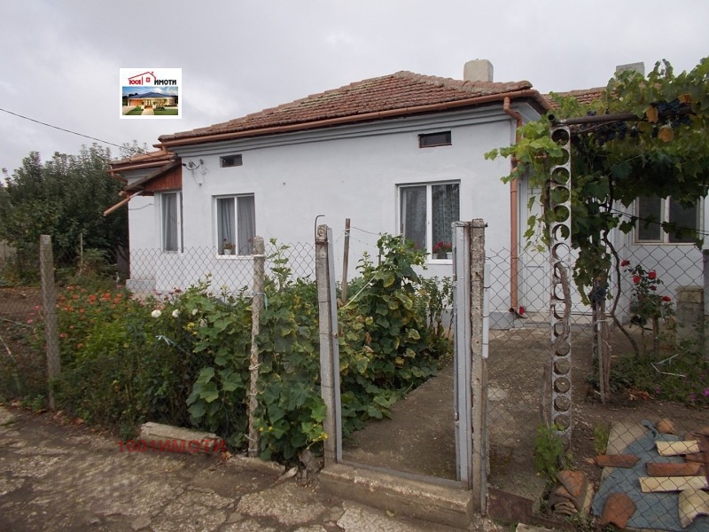 Продава КЪЩА, област Добрич, с. Преспа • 33000 € / 64542.39 лв. • 73757287 1 — Holmes.bg Продава КЪЩА, област Добрич, с. Преспа • 33000 € / 64542.39 лв. • 73757287 1