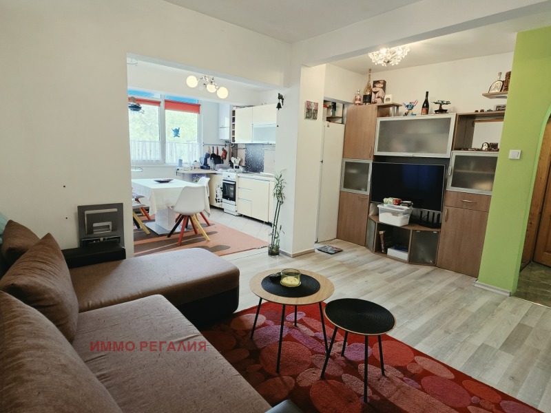 Продава 3-СТАЕН, град София, Бъкстон • 209000 € / 408768.47 лв. • 66377463 1 — Holmes.bg Продава 3-СТАЕН, град София, Бъкстон • 209000 € / 408768.47 лв. • 66377463 1