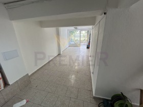 Продава Магазин, град Бургас