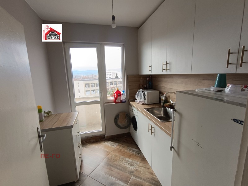 Продава 2-СТАЕН, град Пазарджик, Център • 70000 € / 136908.10 лв. • 45249011 1 — Holmes.bg Продава 2-СТАЕН, град Пазарджик, Център • 70000 € / 136908.10 лв. • 45249011 1