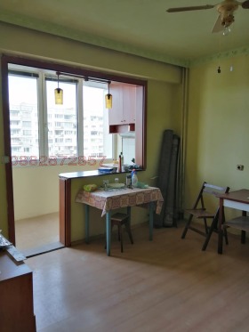 Обява Продава 3-СТАЕН,град София, Света Троица