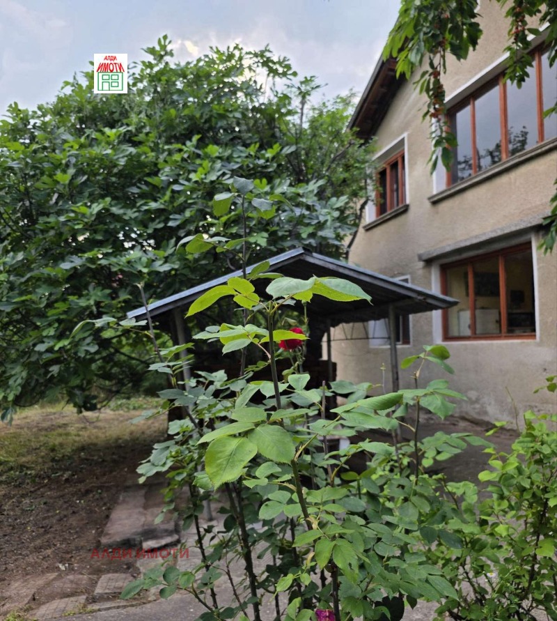 Продава КЪЩА, област Пазарджик, гр. Белово • 85000 € / 166245.55 лв. • 36843003 1 — Holmes.bg Продава КЪЩА, област Пазарджик, гр. Белово • 85000 € / 166245.55 лв. • 36843003 1