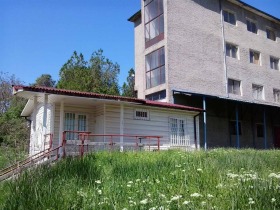 Продава ТЪРГОВСКИ КОМПЛЕКС | Imot.bg — малка снимка 2