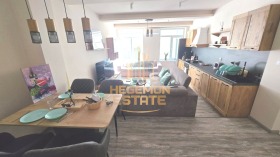 Обява Продава 3-СТАЕН,град Варна, Център