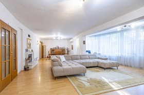 4-СТАЕН, 200 m2 - Holmes.bg 4-СТАЕН, 200 m2