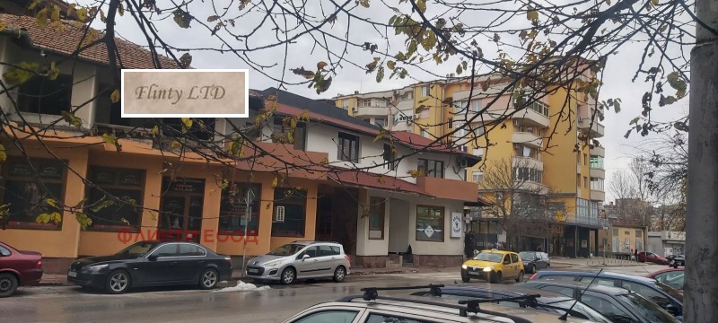 Продава  Магазин град Велико Търново , Бузлуджа , 229 кв.м | 42959394