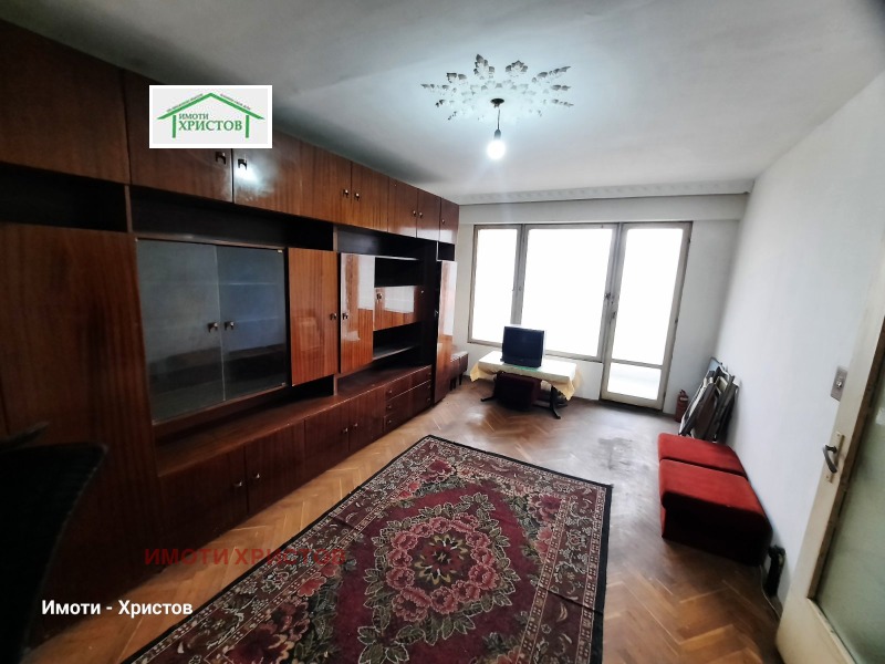 Продава 3-СТАЕН, град Шумен, 5-ти полк • 132000 € / 258169.56 лв. • 60322428 1 — Holmes.bg Продава 3-СТАЕН, град Шумен, 5-ти полк • 132000 € / 258169.56 лв. • 60322428 1