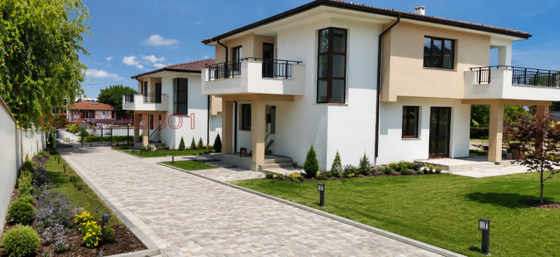 Продава КЪЩА, област Пловдив, с. Белащица • 335000 € / 655203.05 лв. • 85455943 1 — Holmes.bg Продава КЪЩА, област Пловдив, с. Белащица • 335000 € / 655203.05 лв. • 85455943 1