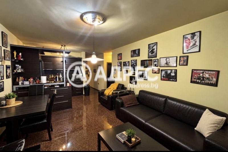 Продава 3-СТАЕН, град Хасково, Център • 184000 € • 45701497 1 — Holmes.bg Продава 3-СТАЕН, град Хасково, Център • 184000 € • 45701497 1