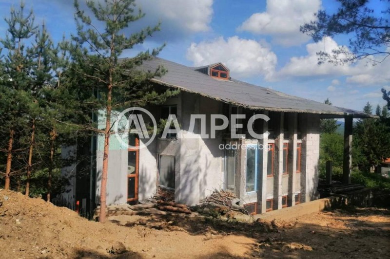 Продава КЪЩА, град София, с. Бистрица • 1085000 € / 2122075.55 лв. • 50940781 1 — Holmes.bg Продава КЪЩА, град София, с. Бистрица • 1085000 € / 2122075.55 лв. • 50940781 1