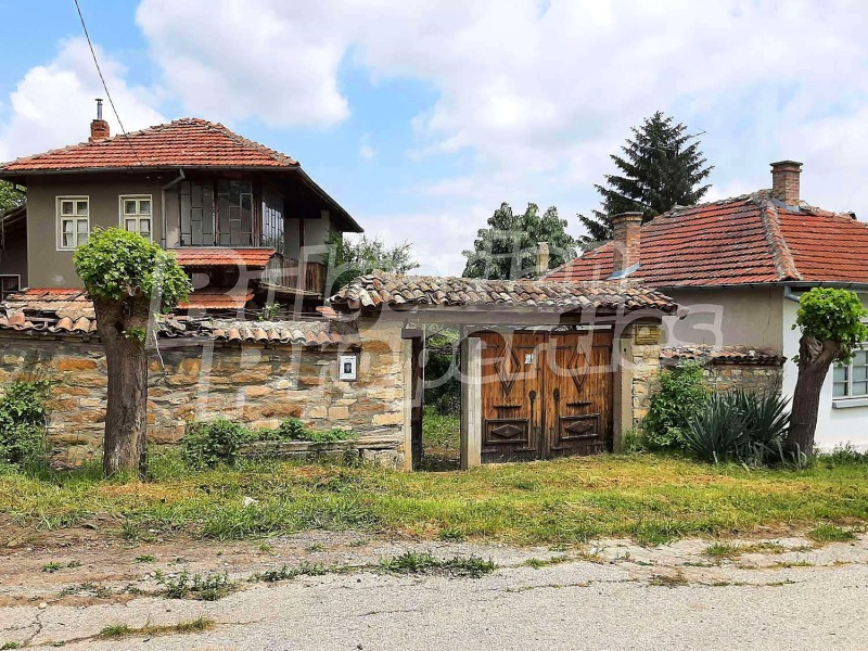 Продава  Къща област Велико Търново , с. Горски горен Тръмбеш , 140 кв.м | 97459500