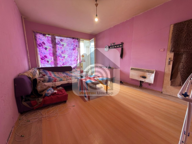 Продава 1-СТАЕН, град София, Левски Г • 99999 € / 195581.04 лв. • 78924678 1 — Holmes.bg Продава 1-СТАЕН, град София, Левски Г • 99999 € / 195581.04 лв. • 78924678 1