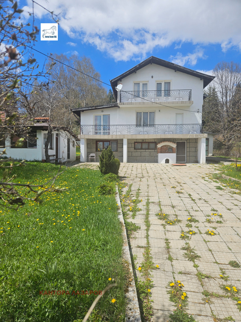 Продава ВИЛА, град София, с. Железница • 330000 € • 92359162 1 — Holmes.bg Продава ВИЛА, град София, с. Железница • 330000 € • 92359162 1