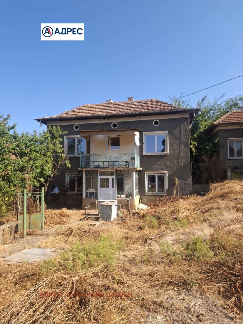 Продава КЪЩА, област Враца, с. Софрониево • 70000 € • 41819910 1 — Holmes.bg Продава КЪЩА, област Враца, с. Софрониево • 70000 € • 41819910 1