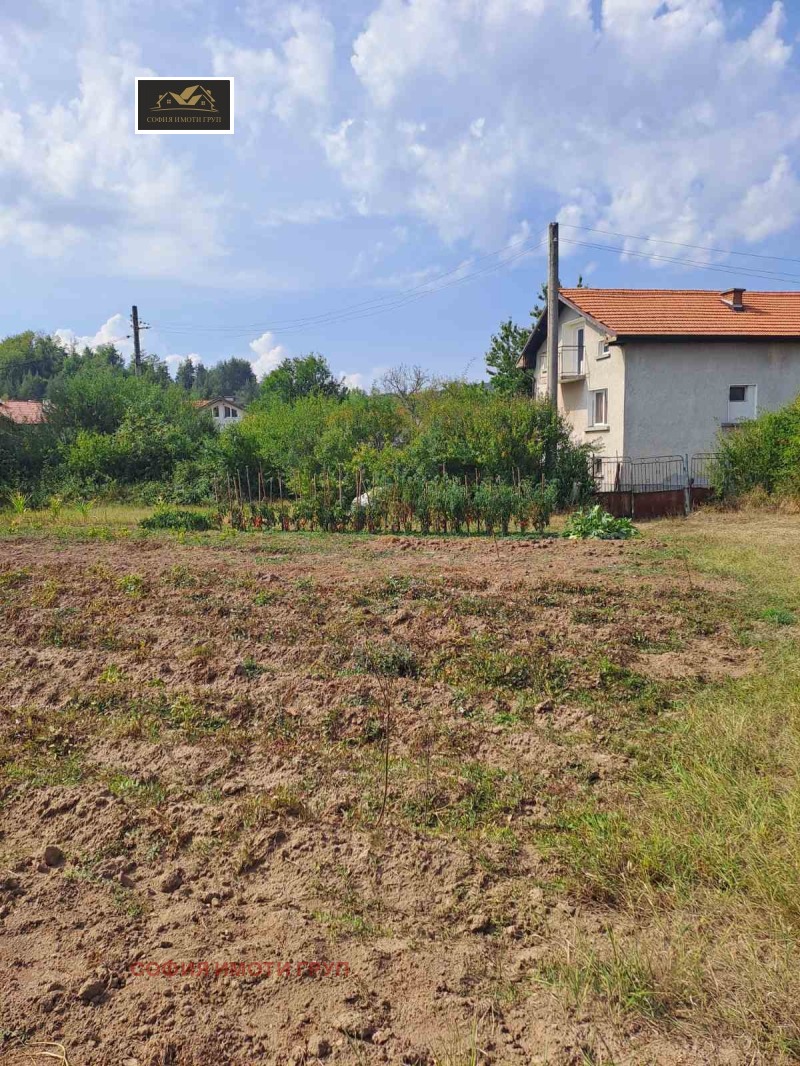 Продава ПАРЦЕЛ, област София, с. Горни Окол • 77550 € / 151674.62 лв. • 56112655 1 — Holmes.bg Продава ПАРЦЕЛ, област София, с. Горни Окол • 77550 € / 151674.62 лв. • 56112655 1