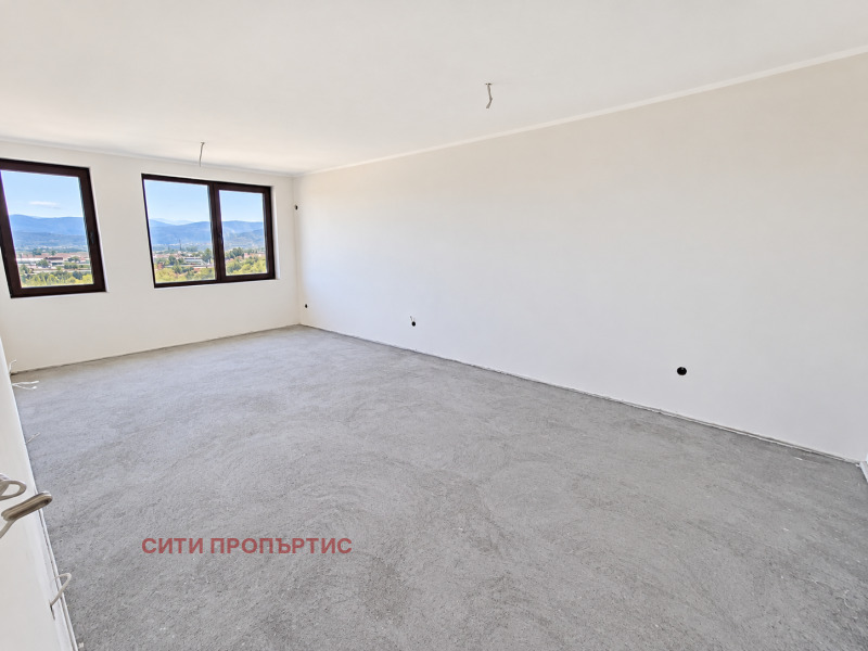 Продава 3-СТАЕН, град Благоевград, Широк център • 108000 € • 92373529 1 — Holmes.bg Продава 3-СТАЕН, град Благоевград, Широк център • 108000 € • 92373529 1