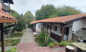 Обява Продава ХОТЕЛ,с. Орешак, област Ловеч>