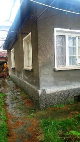 Продажба на къщи в област Кюстендил - изображение 11 