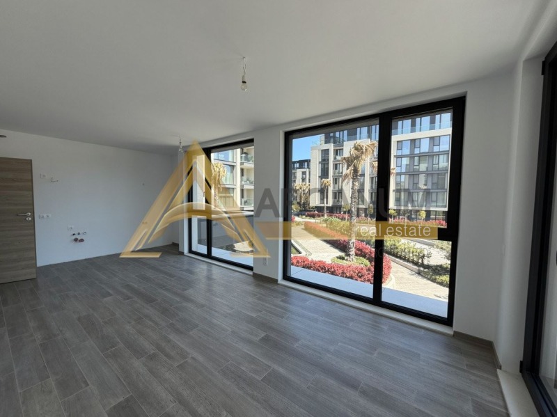 Продава 2-СТАЕН, град Варна, к.к. Св.Св. Константин и Елена • 281289 € / 550153.46 лв. • 66057812 1 — Holmes.bg Продава 2-СТАЕН, град Варна, к.к. Св.Св. Константин и Елена • 281289 € / 550153.46 лв. • 66057812 1