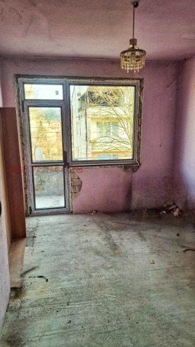 Обява Продава 3-СТАЕН,гр. Троян, област Ловеч