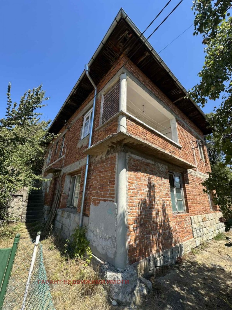 Продава КЪЩА, град Габрово, Център • 89000 € • 70165990 1 — Holmes.bg Продава КЪЩА, град Габрово, Център • 89000 € • 70165990 1