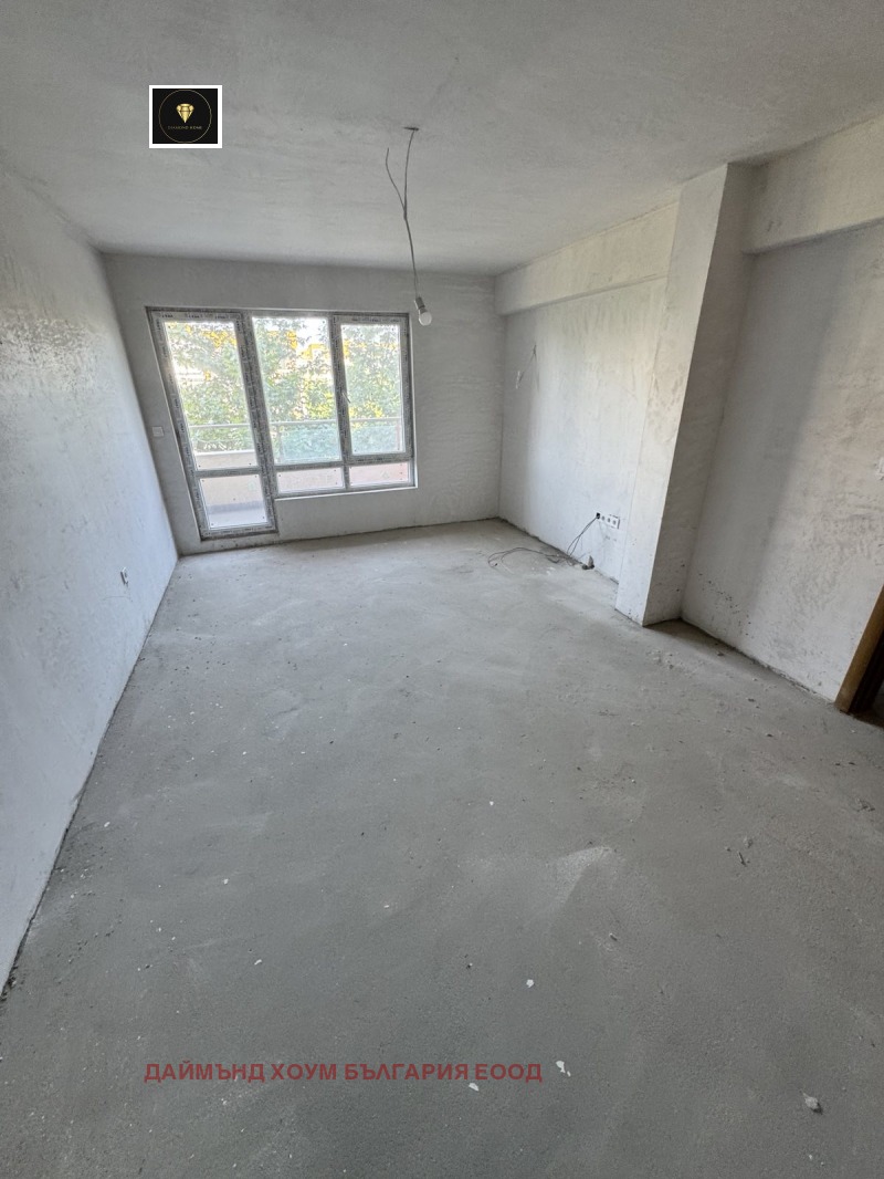 Продава 2-СТАЕН, град Пловдив, Тракия • 100000 € / 195583.00 лв. • 37918975 1 — Holmes.bg Продава 2-СТАЕН, град Пловдив, Тракия • 100000 € / 195583.00 лв. • 37918975 1