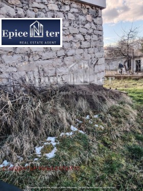 Обява Продава ЕТАЖ ОТ КЪЩА,град Перник, Църква