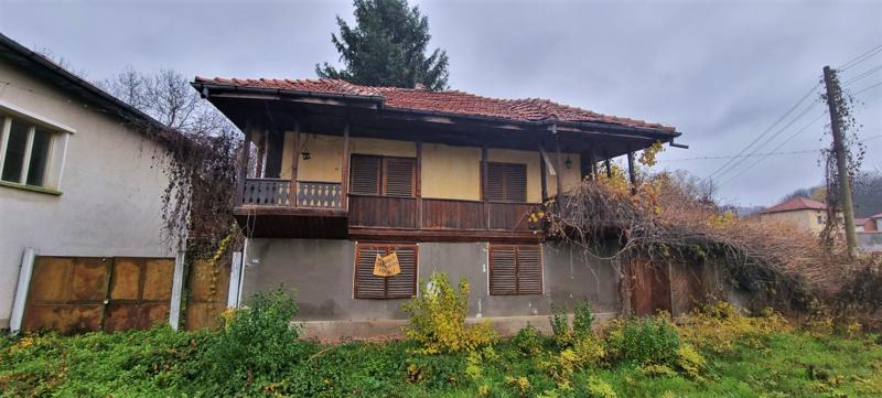 Продава  Къща, област Ловеч, с. Катунец • 10 300 EUR • ID 94005270 — holmes.bg - [1] 