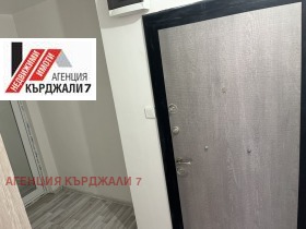 Обява Продава 2-СТАЕН,град Кърджали, Възрожденци>