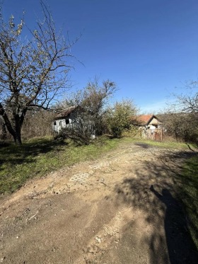 Обява Продава ПАРЦЕЛ,град Варна, с. Звездица